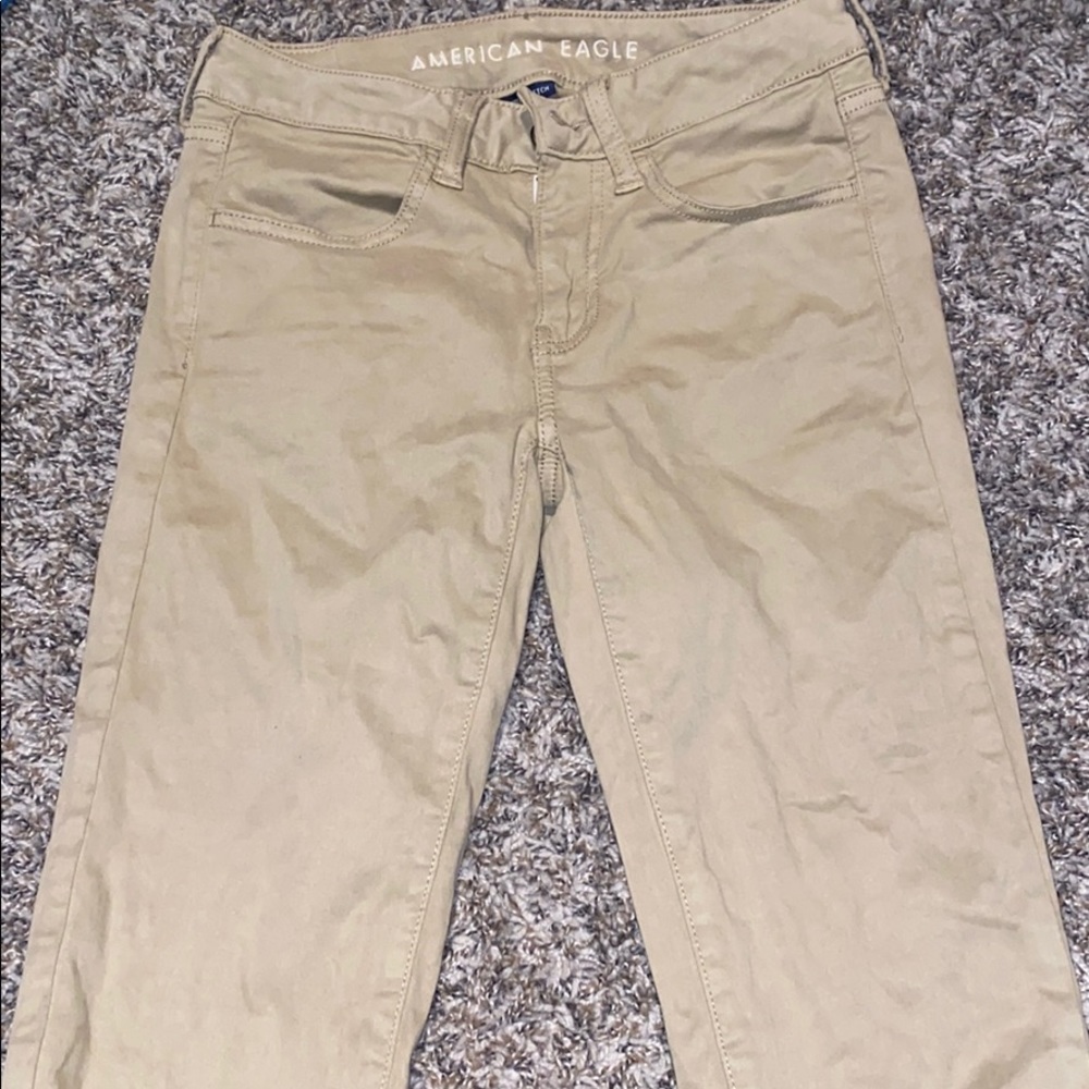Khaki American Eagle jeans